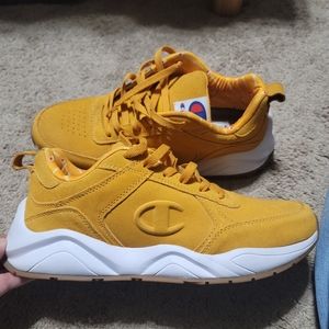 ********SOLD*******Mustard yellow champion shoes